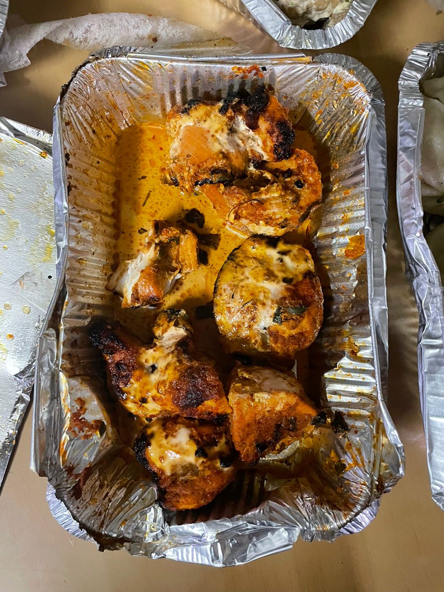 Vipul_Gupta_90's tweet photo. Dear @Swiggy , @SwiggyCares 
I ordered food from Swiggy app on 13/4/23. Order was from Lord of Dumplings, ghaziabad. It consists of four veg items but when food was delivered, there was a non veg dish along with it. I raised the complaint but no solution provided till now. https://t.co/rDcjvBgH6E