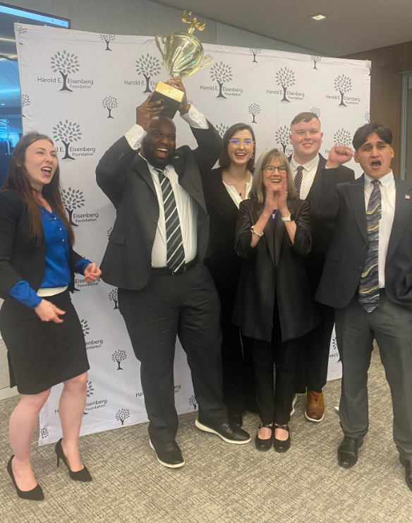UALREconomics's tweet photo. Congratulations to our Real Estate Group @UALR and @SElizabethsmall! They traveled to Chicago this past weekend for the Harold E Eisenberg Foundation Real Estate Challenge and came home champions!
🏆🥇🏆🎉🥳 https://t.co/RsU6Fn445f