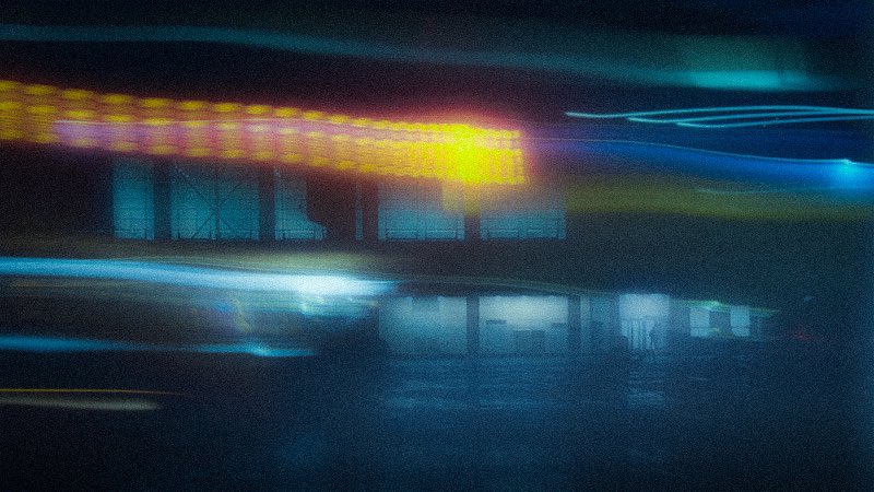 adso_cc's tweet photo. Retro in the night city https://t.co/4hCfnY4bje