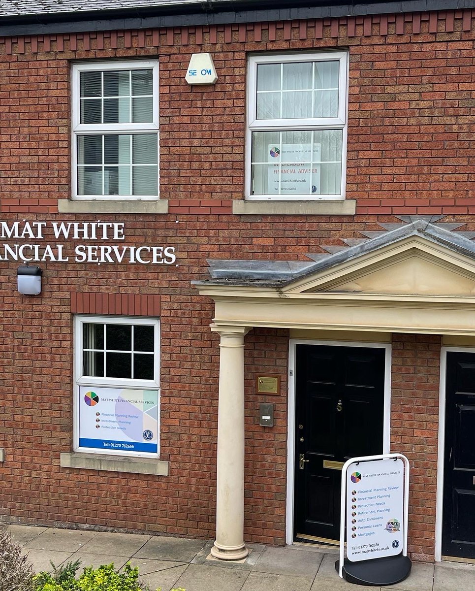 MatWhiteFS's tweet photo. Let us introduce our brand new #signage at our #Crewe office. We're very pleased with it! Thanks to Geoff at 'Zero Signs and Digital' for your patience and service. https://t.co/CDNCWoq17U