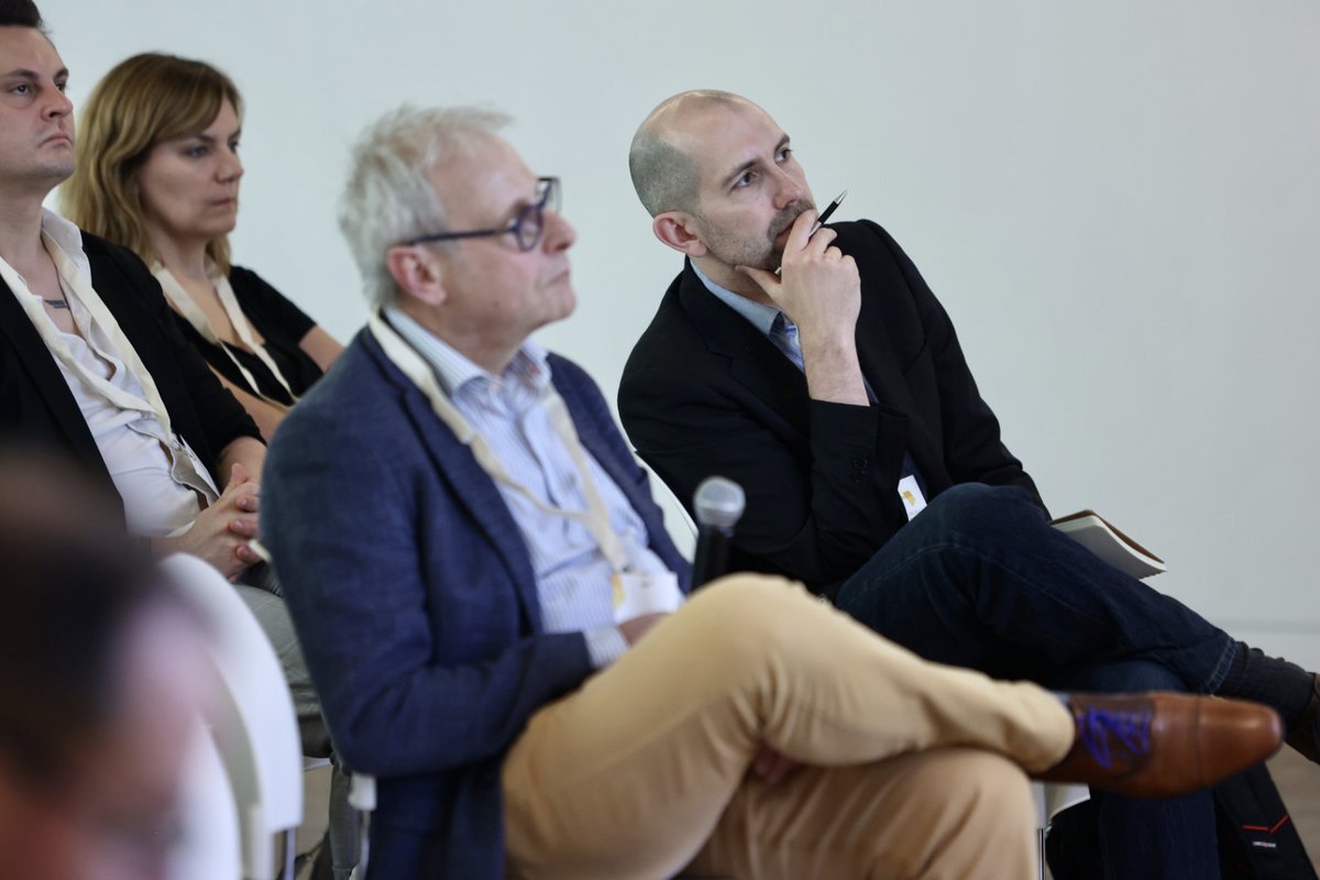 SMARTY_EU's tweet image. Castilla y Leon (@empresasjcyl), West Yorkshire (@WestYorkshireCA), and Mazovia share their #ActionPlans for policy improvement in #Industry40 during the second part of Module 2 at the #SMARTYFinalEvent.

@interregeurope