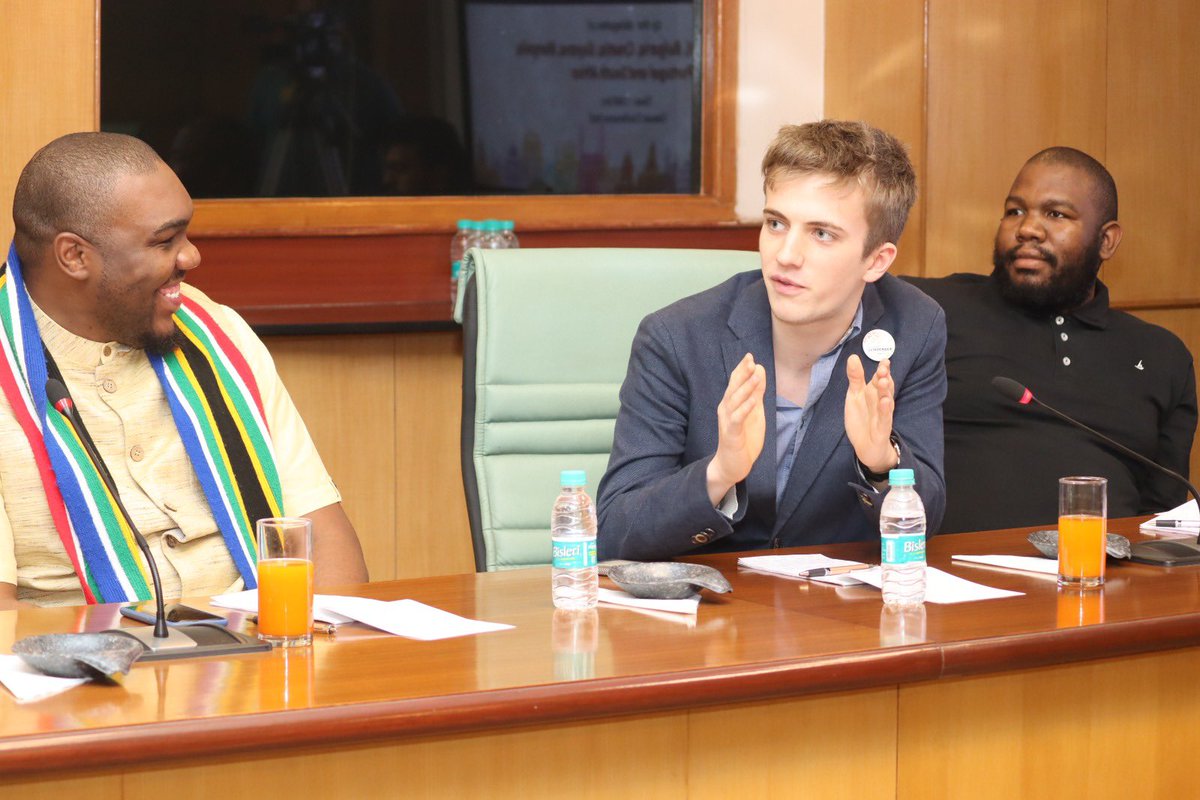 Vinay Sahasrabuddhe tweet media