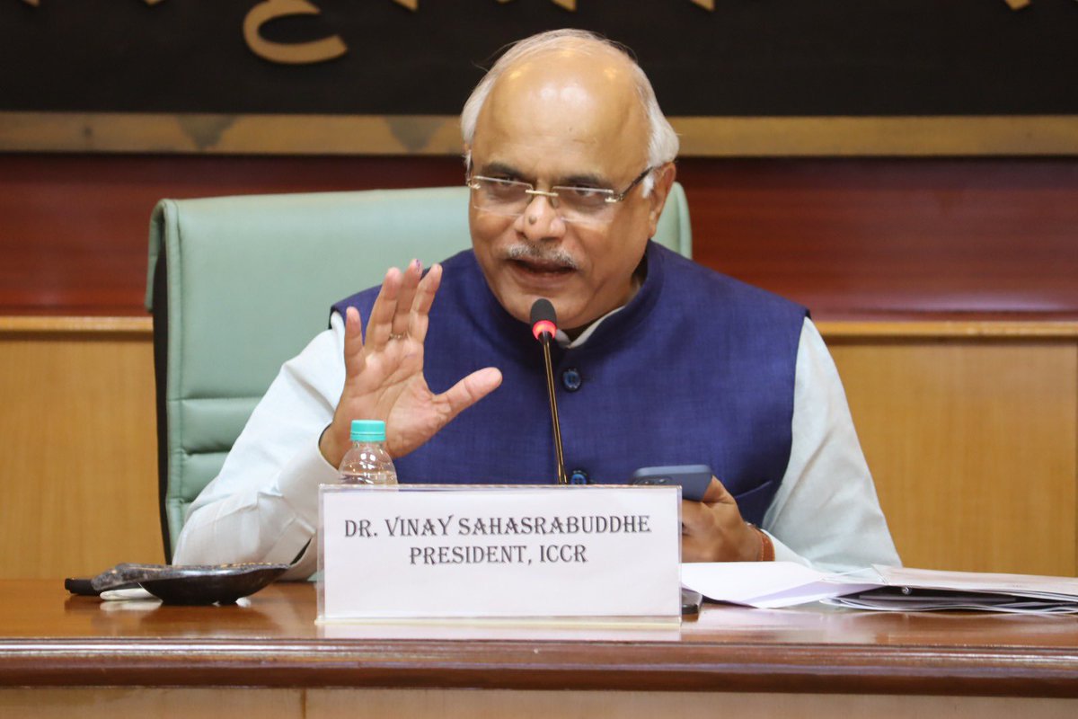 Vinay Sahasrabuddhe tweet media