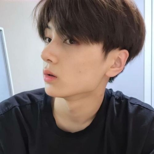 r6ddie's tweet photo. feliz dia mozao t amo p carai d rocha tlg bjao 
i ♥︎ jongseong https://t.co/nLdDha4aNj