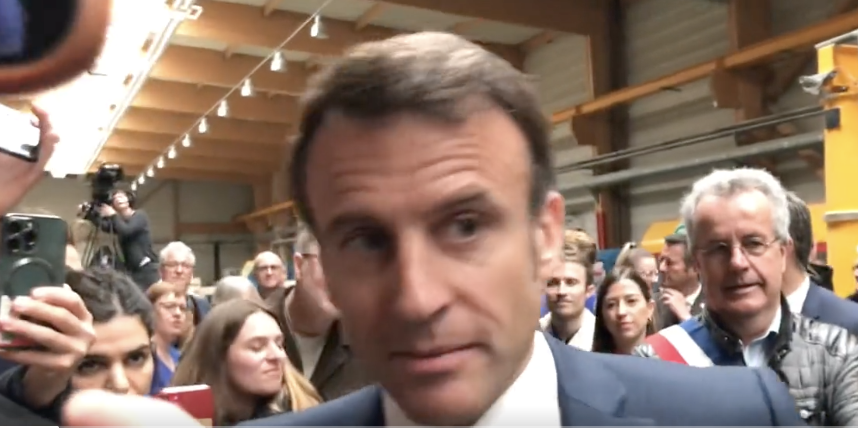 #EmmanuelMacron a montré son courage et confirme qu'il n'a pas peur des Français. J'ai la conviction qu'il sera capable de rebondir comme en 2018, face aux #GiletsJaunes, quand les commentateurs le jugeaient 'cramé', qu'il a inventé le '#GrandDebat' et qu'il s'est fait réélire.