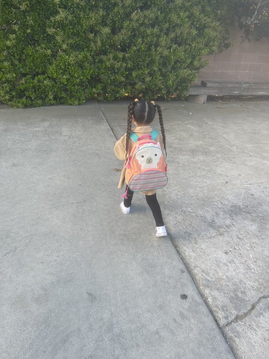 My baby started Pre-K today &amp; she did so good 🥹🫶🏼💕