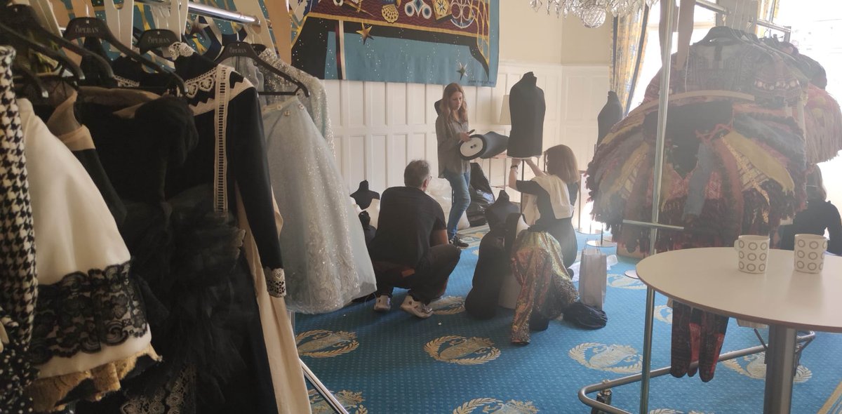 #Kulturnatt2023 närmar sig. Något är pä gång på  #BromskaPalatset 🇨🇵🇸🇪... 
<a href="/KulturnattSthlm/">Kulturnatt Stockholm</a> <a href="/IF_Suede/">Institut français de Suède</a> <a href="/KungligaOperan/">Kungliga Operan</a>