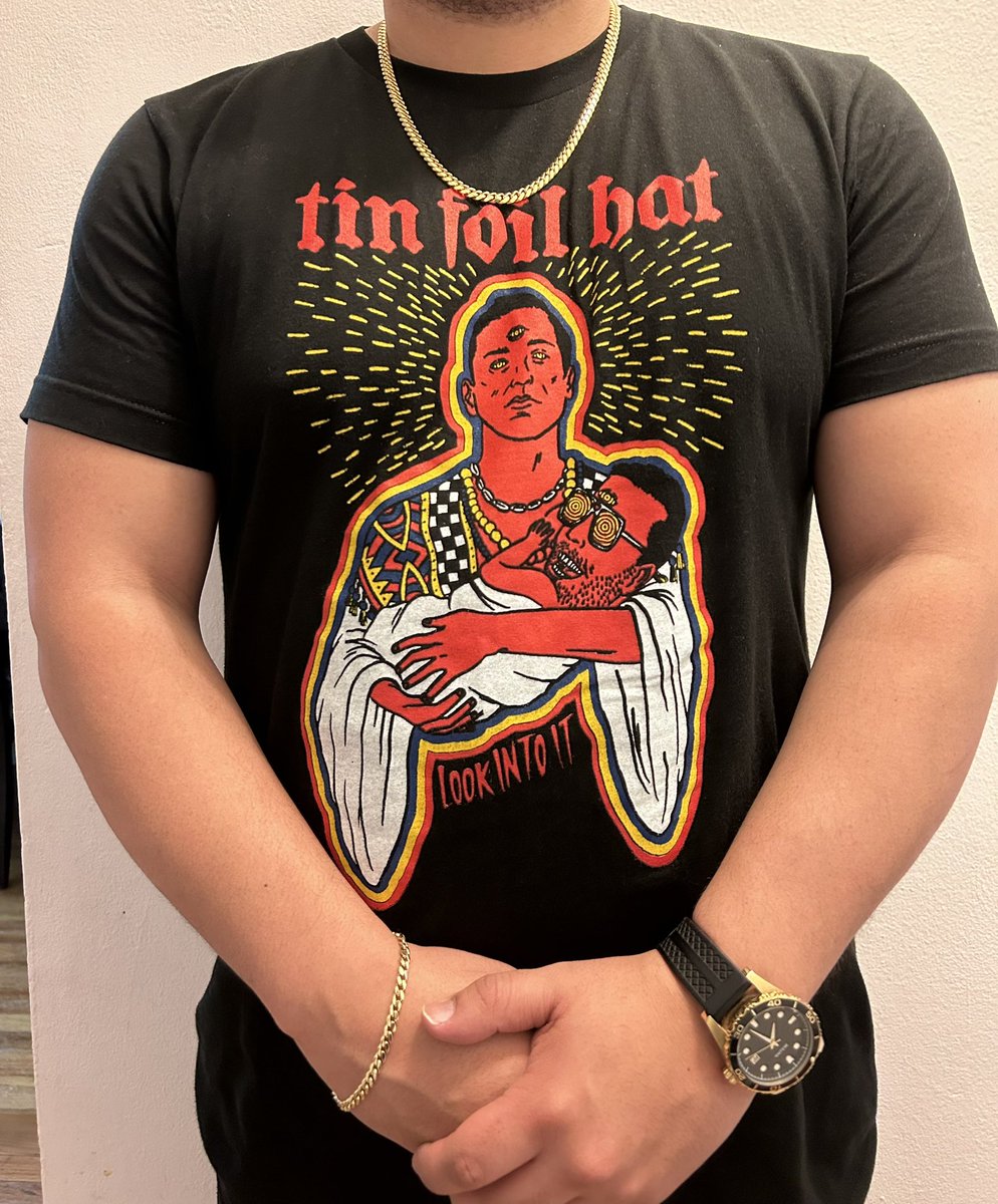 brandizz3l's tweet photo. @officialtripoli  I love your show bruh I bought two t-shirts #tinfoilhat  #brokenSimulation  with @JohnnyWoodard  and I love Eddie bravo podcast too #LookIntoIt he’s a prophet …god bless man  also let’s go #Knicks https://t.co/TqwW8RMaPk