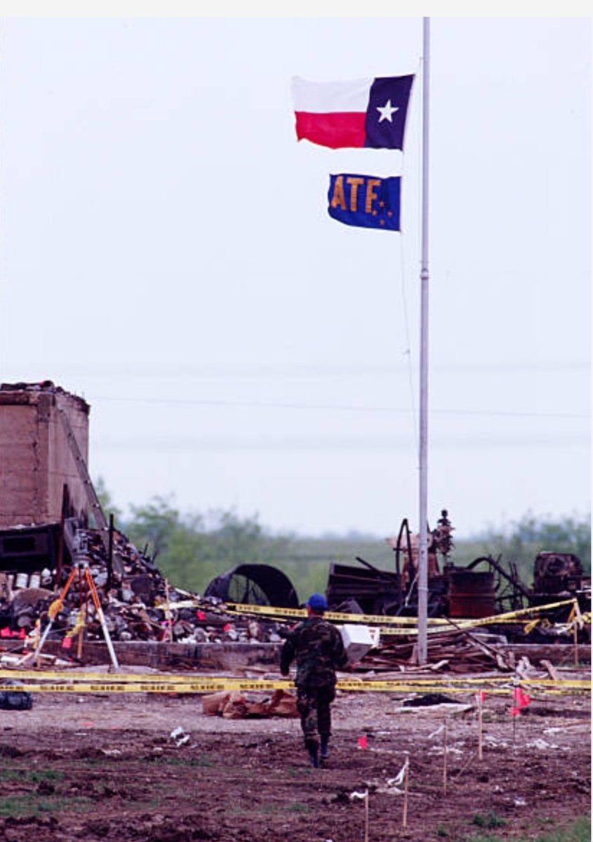 Montana_LP's tweet photo. “The American government will murder your entire family, burn your home and church to the ground, remove your flag and fly thier flag over your burnt remains and send any survivors to prison, then they will investigate themselves and find they did no wrong...

            THIS HAPPENED IN AMERICA 

             February 28th April 19th 1993
   
             NEVER FORGET WACO TEXAS”

— @Last_Free_Man
