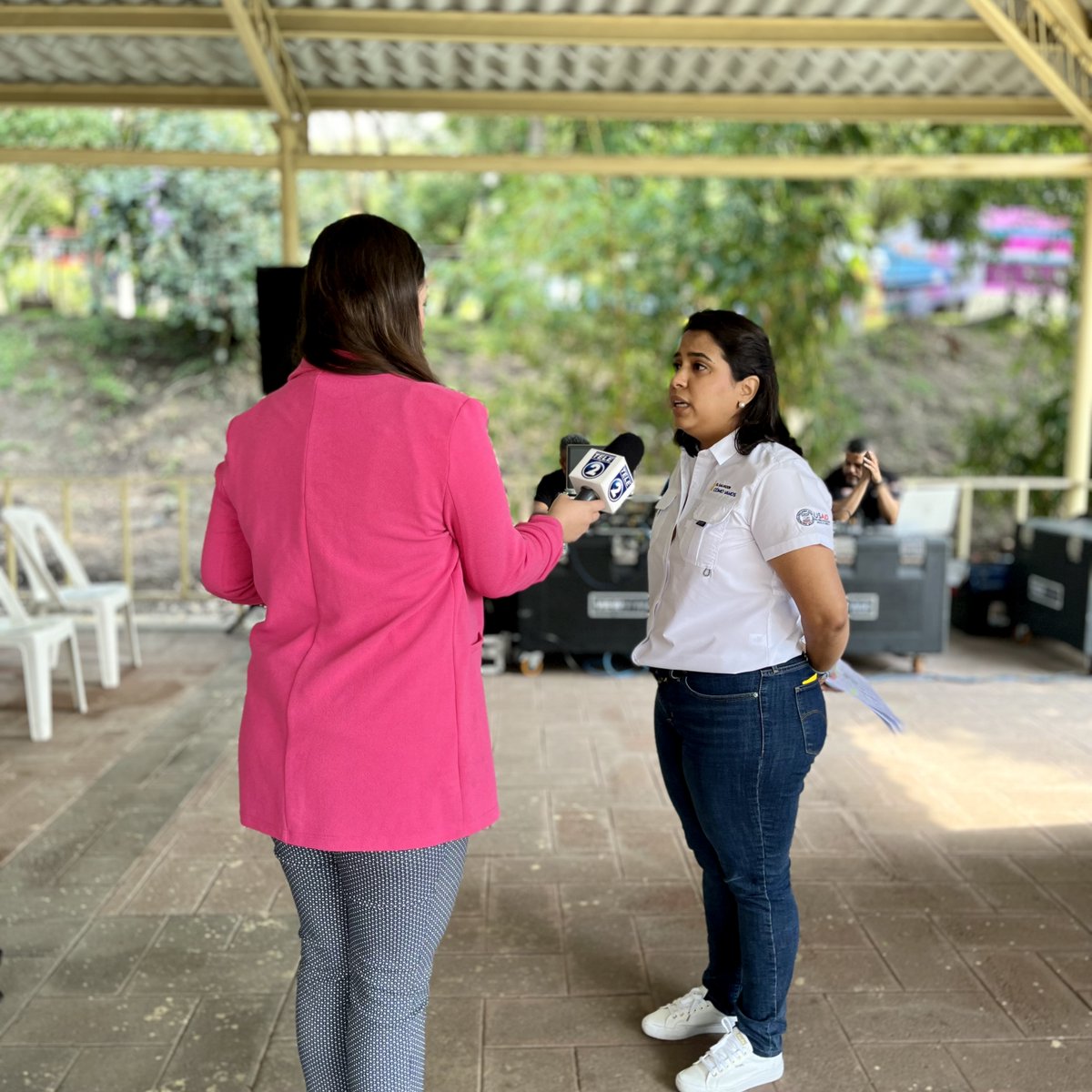 ESComoVamos's tweet photo. Nos encontramos en el Parque acuático, El Cafetalón, para la presentación de resultados de la Encuesta de Calidad de vida Santa Tecla 2022 👏
¡Los esperamos! 💯 https://t.co/FoQe4ZXBEO