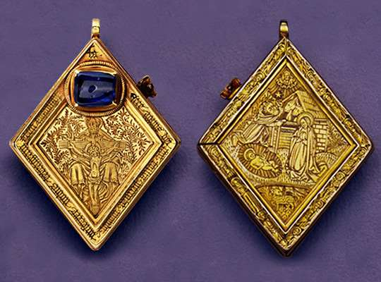 The Middleham Jewel. A 15th Century gold pendant, set with a large blue sapphire stone. A high status item, owned by a relation of Richard III, possibly his wife Anne Neville, his mother Cecily Neville, or his mother-in-law Anne Beauchamp, widow of Warwick the Kingmaker. 🧵