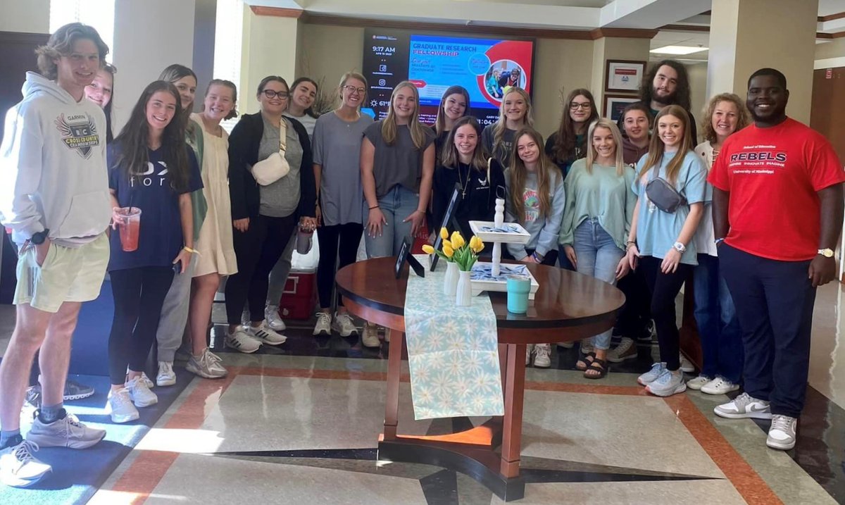 LeeCoSchools_MS's tweet photo. Ed Prep students from the Lee County CTE visited the Ole Miss School of Education in Oxford. They toured classrooms, learned about programs and scholarships, experienced TeachLive Simulation, and much more!
#findingfutures #educationcareers
#EducateServeInspire https://t.co/IdOkXl5wvp