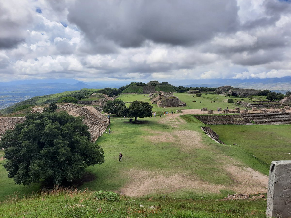 MarioSalas100's tweet photo. @Cuauhtemoc_1521 Monte Albán, exquisito. https://t.co/7kQaSZO4Lx