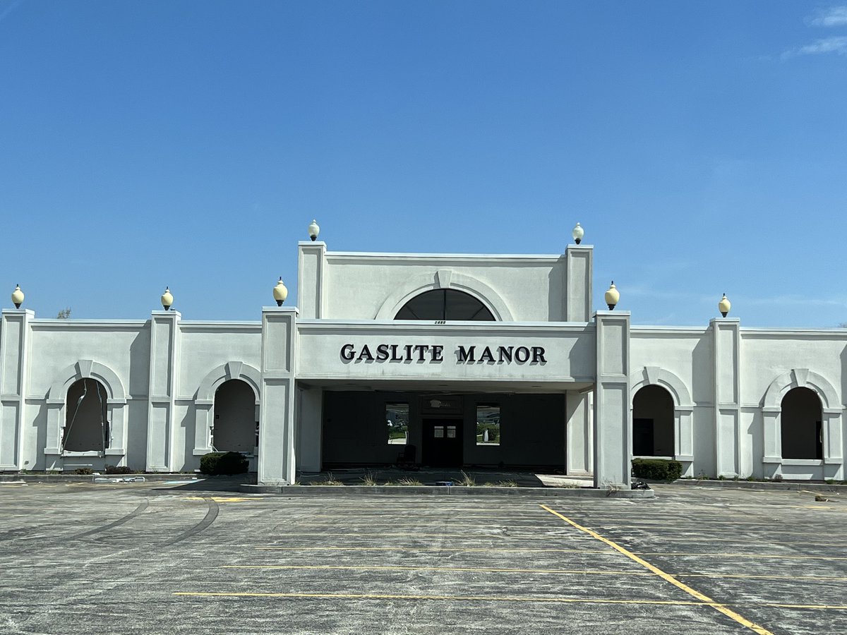 NickiMenards's tweet image. what if I took you here????