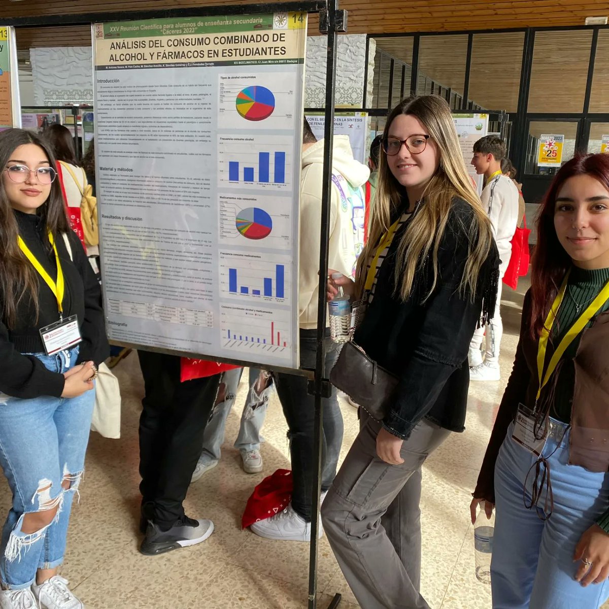IES Bioclimático tweet media