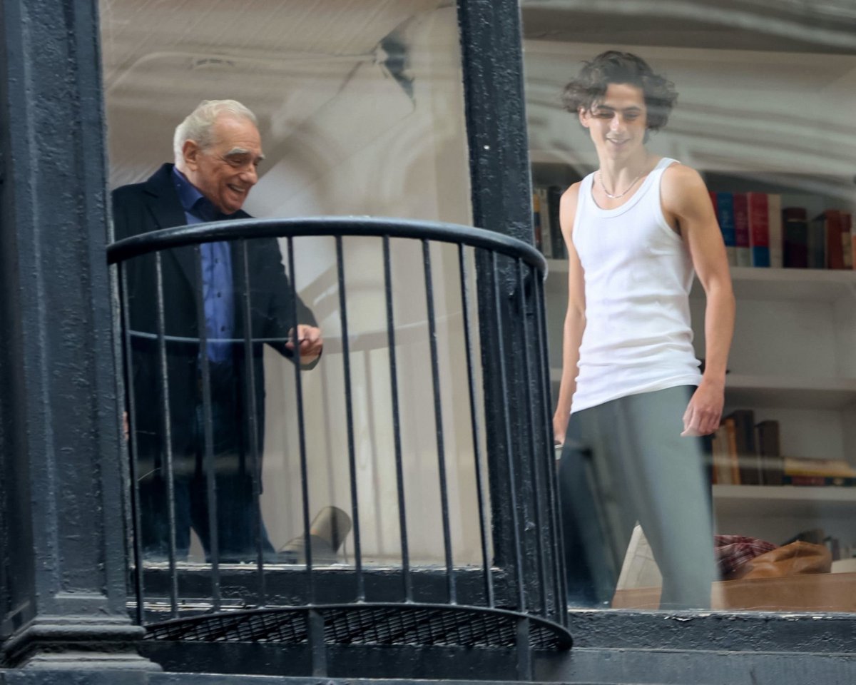 tchalametupdate's tweet photo. Timothée Chalamet filming a commercial with Martin Scorsese in NYC today! https://t.co/5JFhPoPJUh