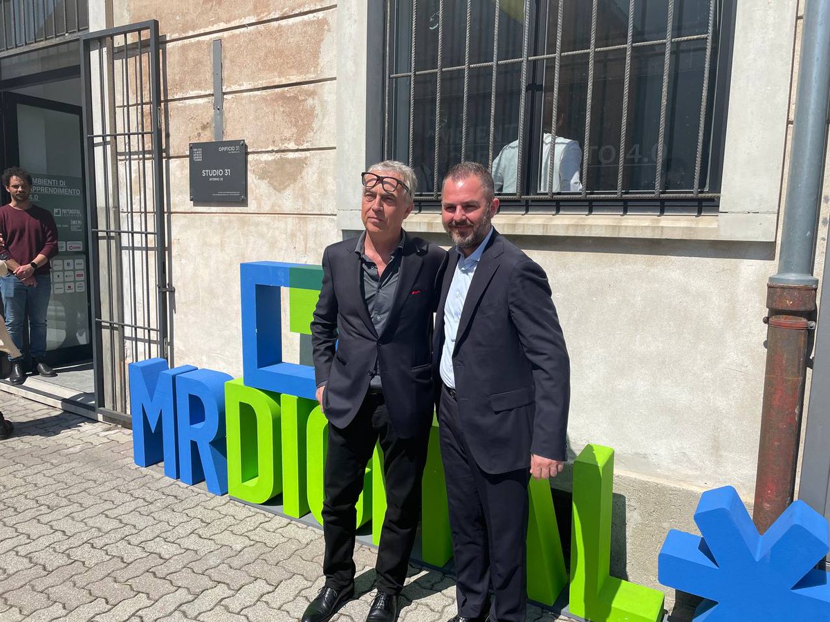 Agenzia_Italia's tweet photo. La scuola di domani secondo Stefano #Boeri e #MRDigital
👇
https://t.co/W4wOdQJWB0 #agi #fuorisalone2023 #MDW23 https://t.co/QNohtgIuPG