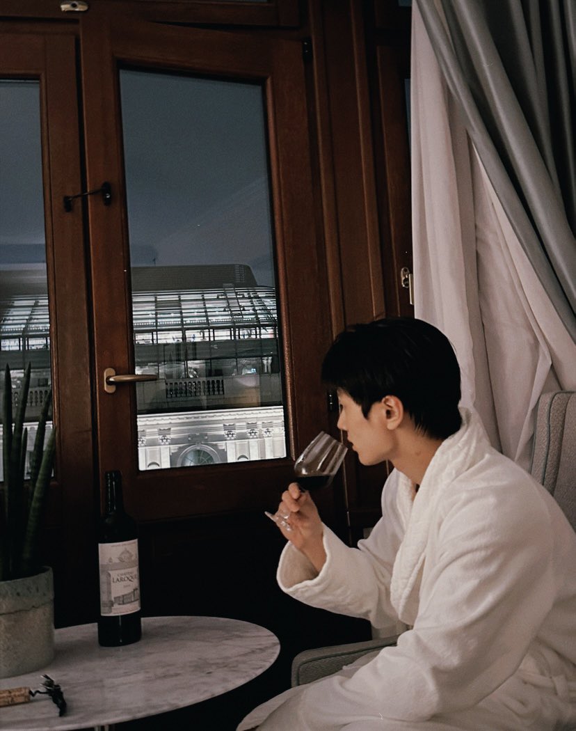 jongseongsfilm's tweet photo. this jay photos in film ♡ https://t.co/1GjJXcoPkA