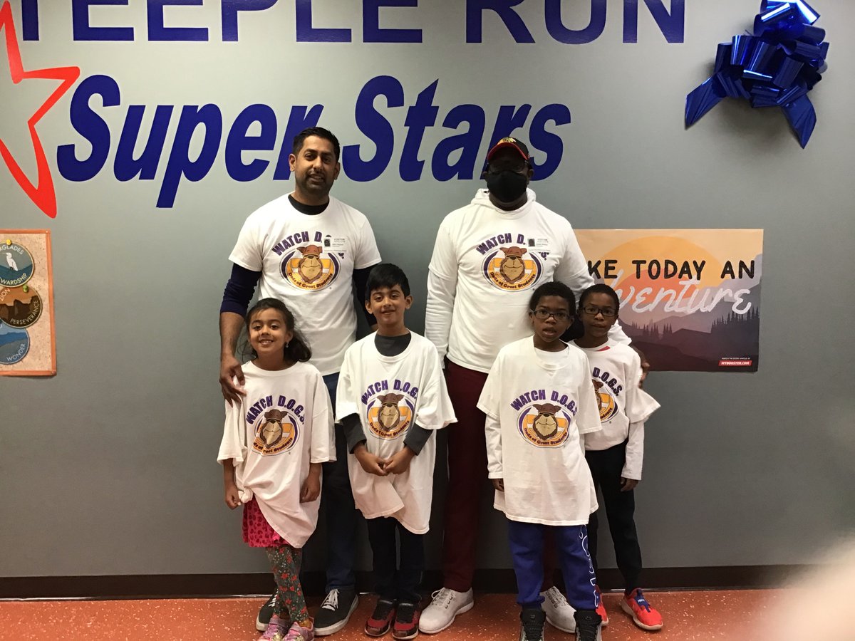 SteepleRun203's tweet image. Steeple Run is happy to welcome Mr. Nazeer, Mr. Walker, Mr. Lawler, Mr. Windsor and Mr. Hinz as our 1st Grade Watch D.O.G.S.
#srwatchdogs2023 # PartnersInGrowth 
#BuildingOn @SteepleRun203 @Naperville203
