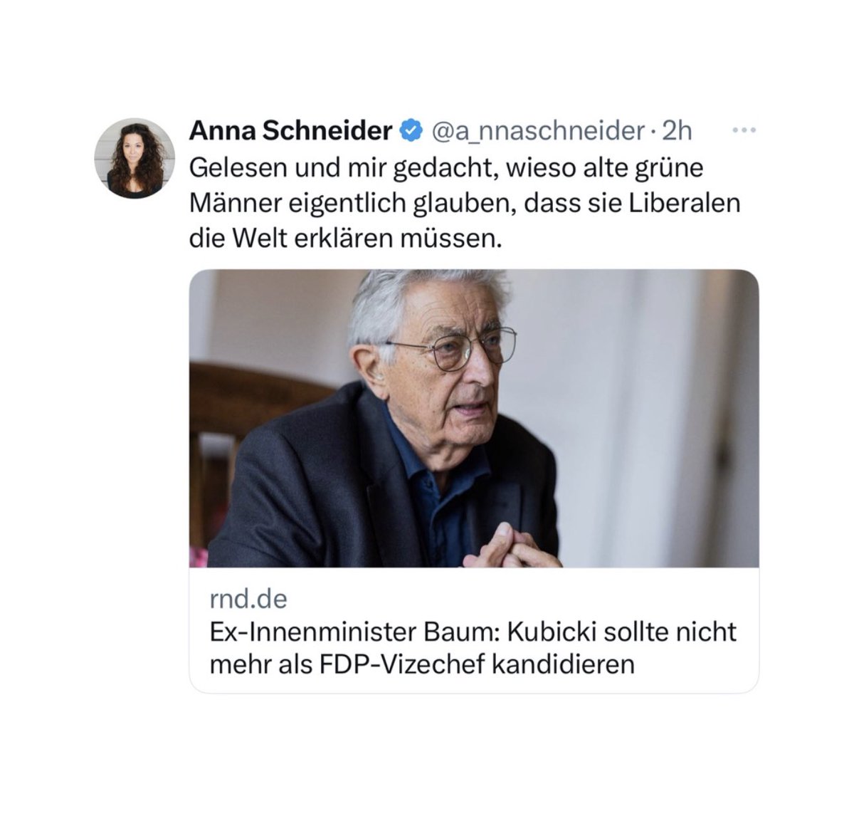 GenosseWehner's tweet photo. "Ulf schreib mal der Baum sei Grüner. PLEASE!!" https://t.co/3CUwzRuLNA