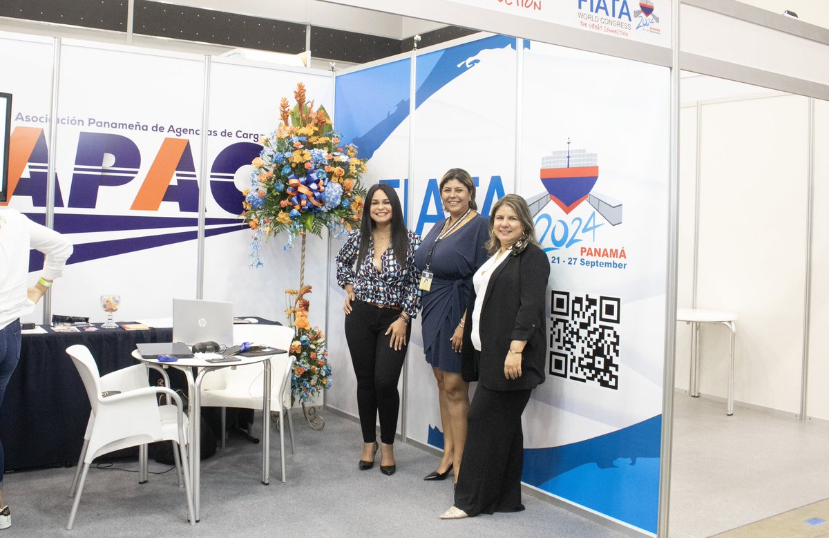 coelpty's tweet photo. En el marco de la Expo Logística 2023, #COEL ofreció un ciclo de entrevistas a mujeres en los diferentes sectores logísticos celebrando el Mes de la Mujer 👏 moderado por Monica Velez, Directora de Inversiones & Negocios.
#coel #expologistica #expologisticapanama #coelpty https://t.co/du1YSmuyx3
