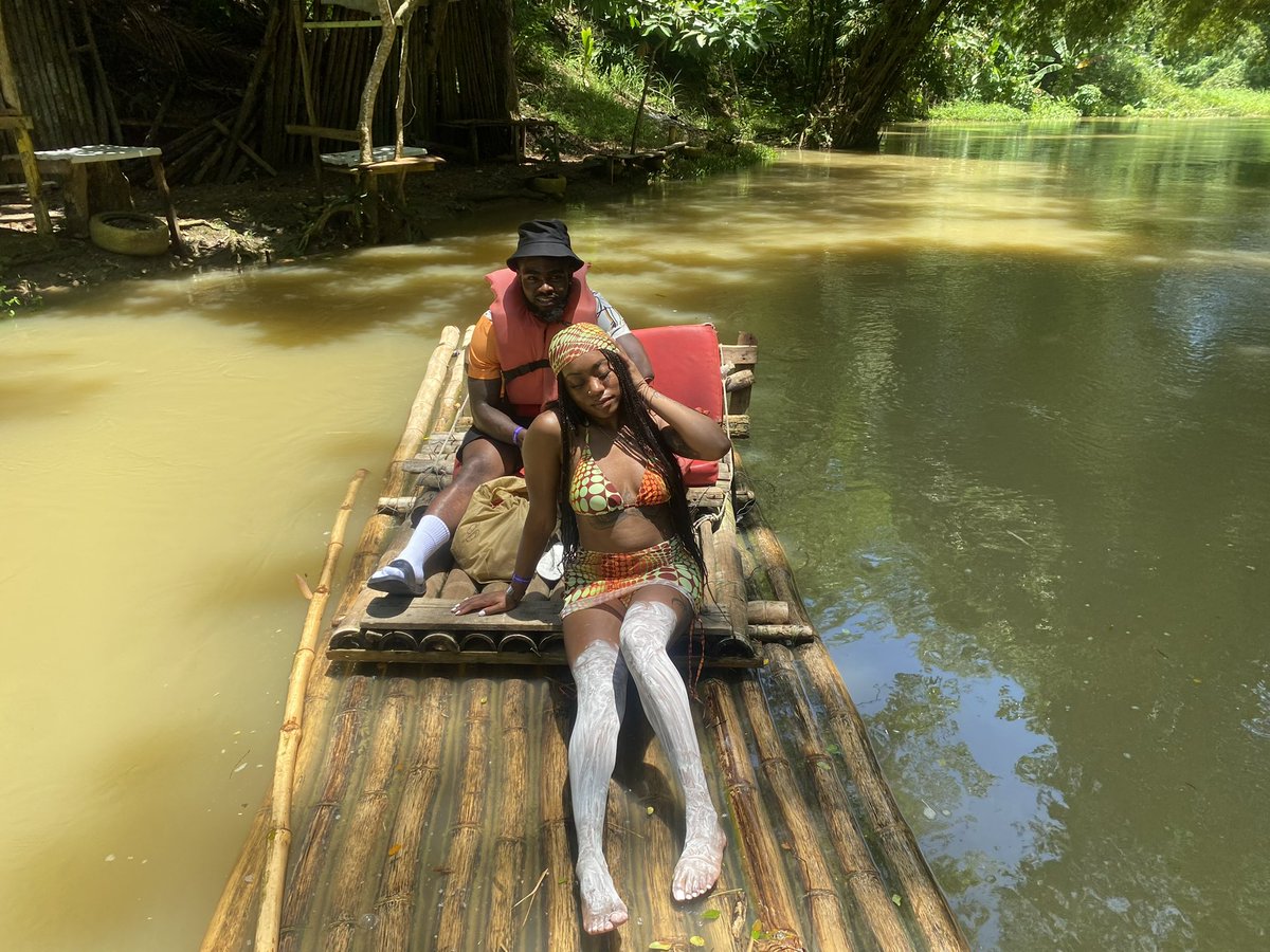 _ChristianSloan's tweet photo. Travel Buddy/Wifey ❤️ https://t.co/X56mjhTm9Y