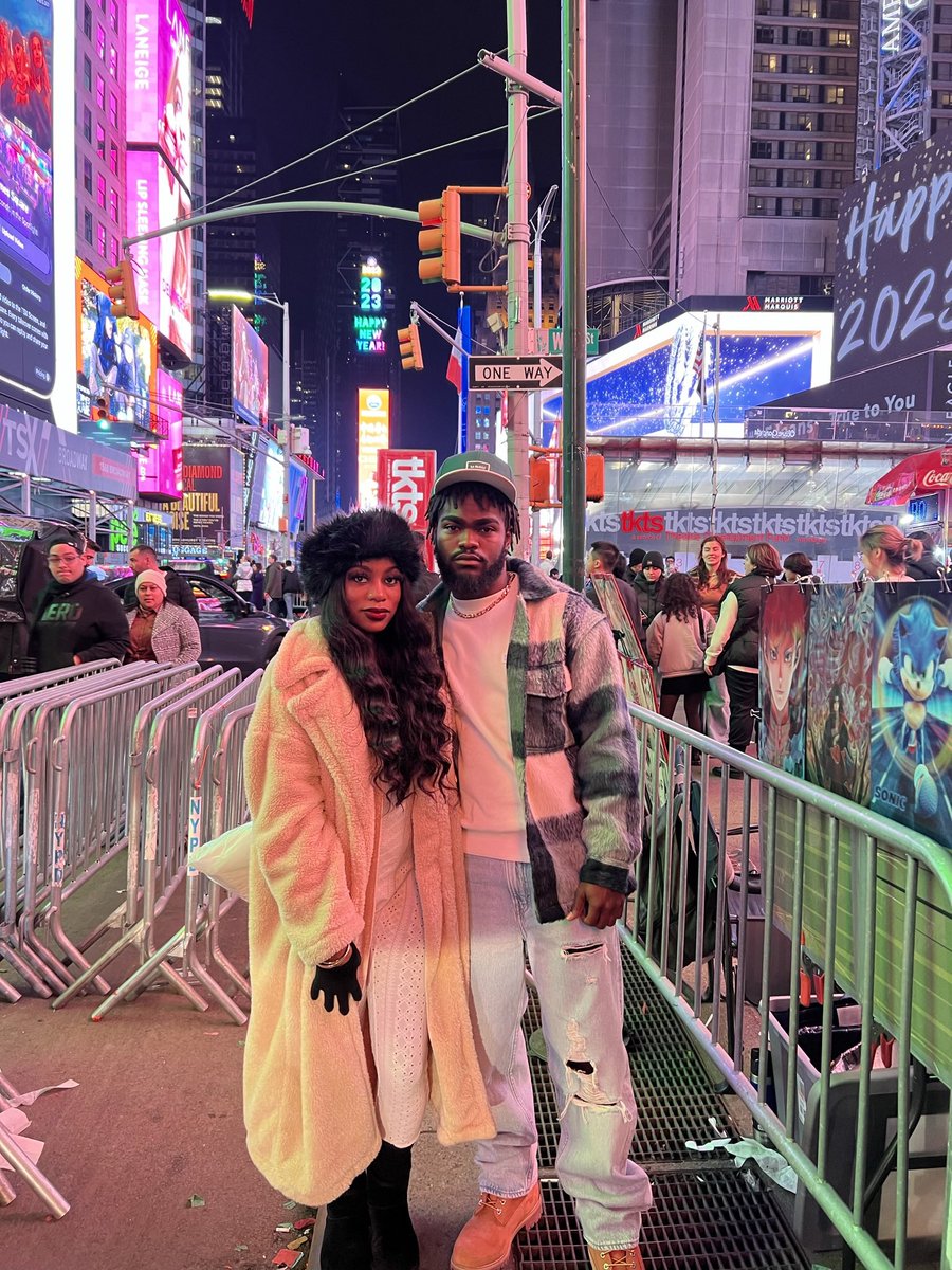 _ChristianSloan's tweet photo. Travel Buddy/Wifey ❤️ https://t.co/X56mjhTm9Y