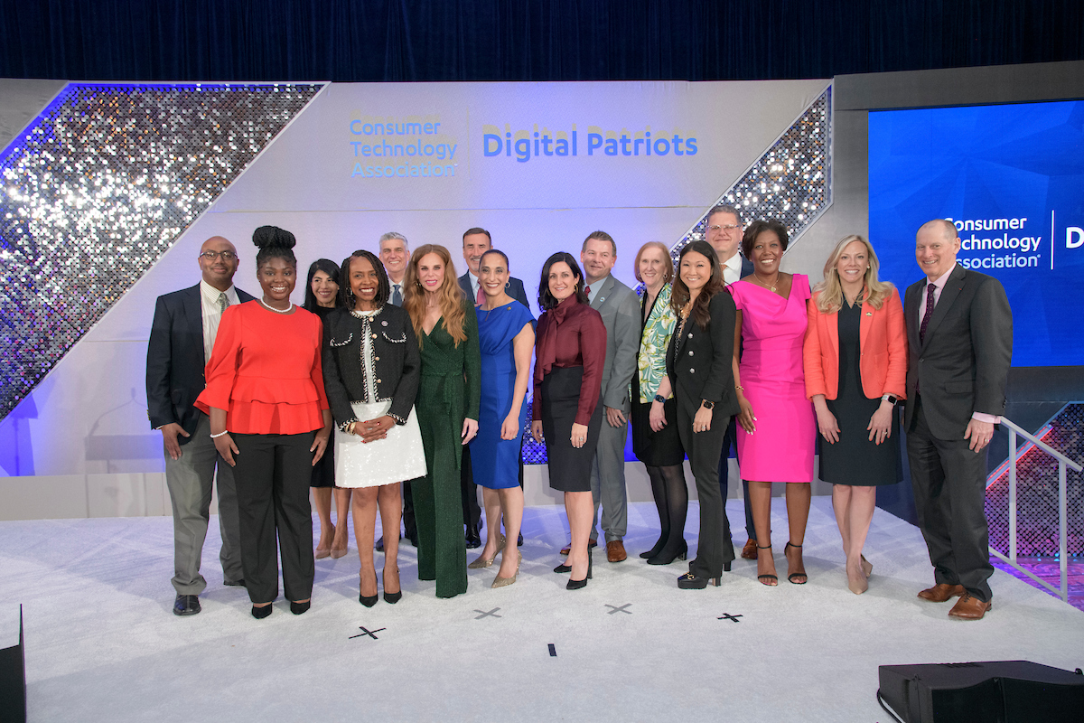 kmfabrizio's tweet image. Last night&apos;s Digital Patriots Dinner was incredible! Congratulations to our 2023 Digital Patriots @SenatorWicker and @RepYvetteClarke, the phenomenal @BGCGW student speaker Abigail &amp;amp; the 14 states recognized as Innovation Champions. #CTATechWeek