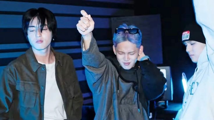 voirsahi's tweet photo. We literally have HYUNHAYOOO https://t.co/OfKEt2OMXB