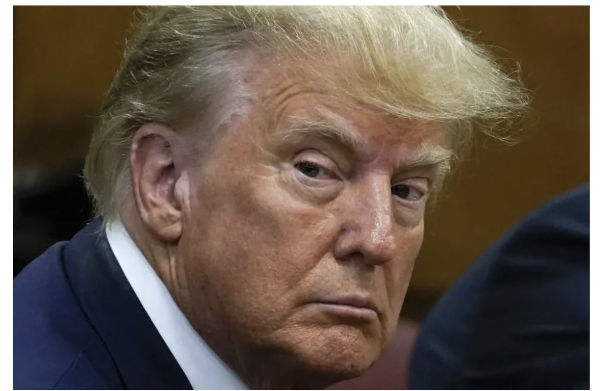 Drop a 💙 and Retweet if you know Trump started the downfall of America.