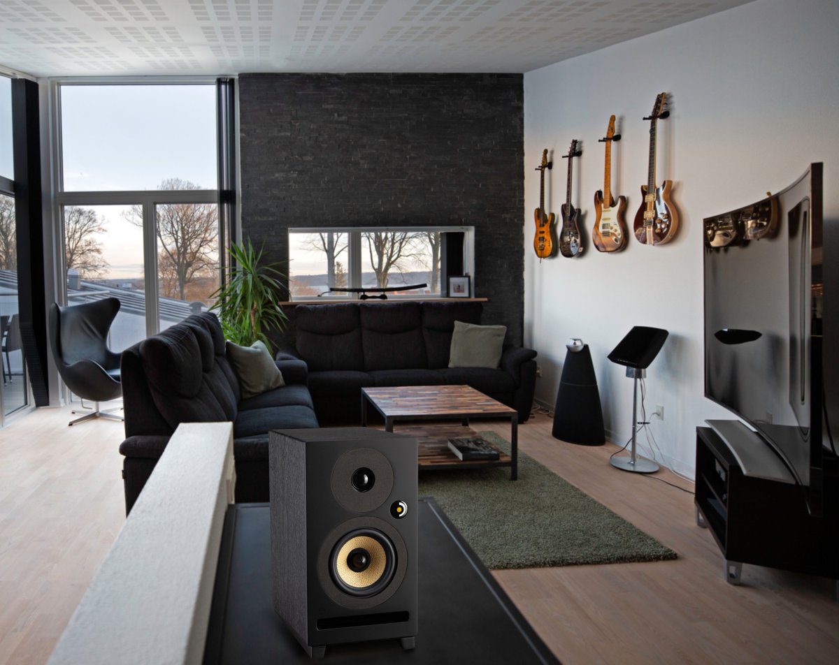 AcousticsDavis's tweet photo. #davisacoustics #krypton3 #speakers https://t.co/WbtHHRsmGf