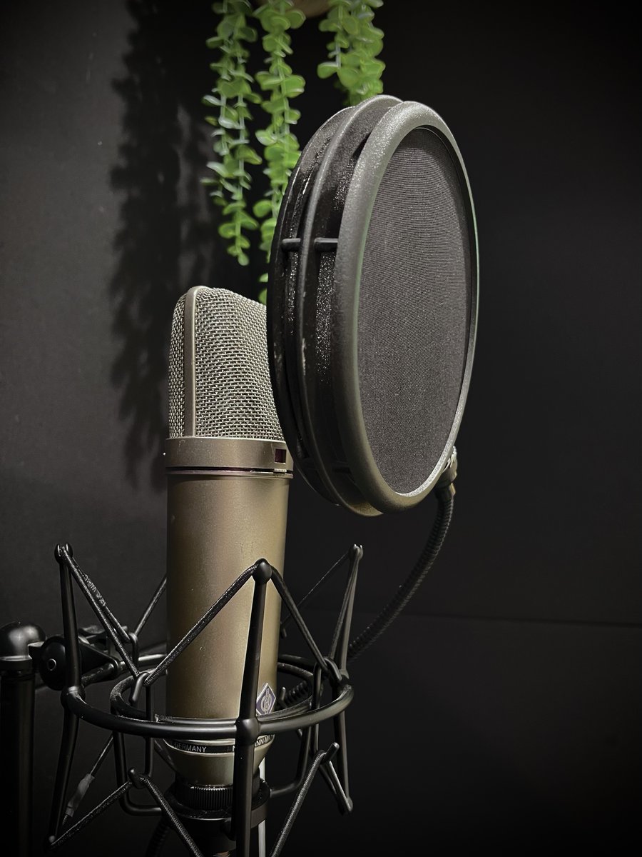 JillianAversa's tweet photo. Quote tweet with your fav photos of your studio setup! 

Welcome to my recording room. I love singing on soundtracks &amp; original compositions in my little sanctuary! 🎶🎙️
#studio #RecordingStudio #vocalist #composer #NeumannU87 #GIKAcoustics #GameMusic #VGM #GameAudio #soundtrack https://t.co/7tdduYS8eK