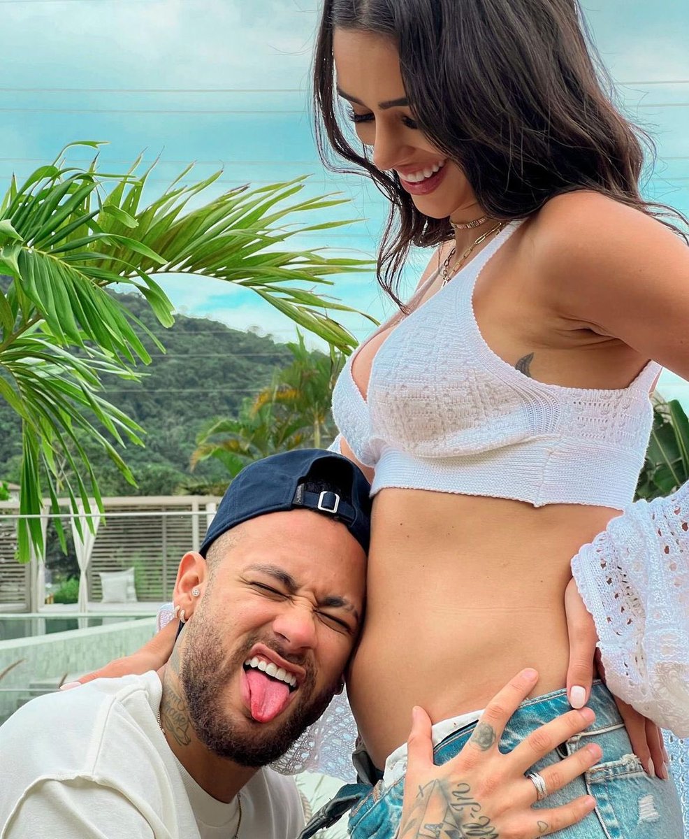radiomuneraspm's tweet photo. Neymar será papá…👏🏼 Así lo confirmó en su cuenta de Instagram su novia @brunabiancardi5 https://t.co/ksD3Y9wCcf