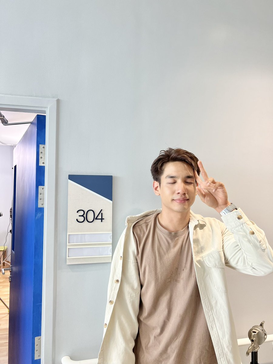 KieKosit's tweet photo. เรื่องราวเมื่อวาน 
กองแรก 6เช้า-เที่ยงครึ่ง 
ถ่าย รพ. แถวบางนา 
กองที่2 บ่าย2-4ทุ่ม 
ถ่าย รพ.แถวหนองแขม 

หลังจาก4ทุ่มโชคดีที่ไม่เข้า รพ. 

@nammon_ktn 
#nammon_ktn https://t.co/b7ZEg6E16I