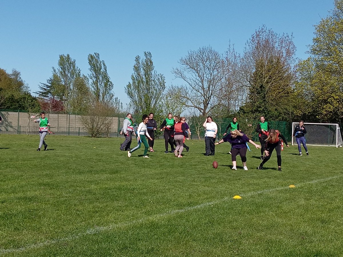 NewarkHillAcad's tweet photo. Tonight our teachers took part in some NFL Flag @NFLUK training. We look forward to using these new skills with the children. 🏉 https://t.co/PdaaHwQuMI