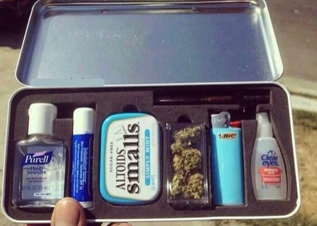 Stoner Tweets tweet media