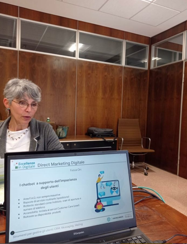 CamComParma's tweet photo. Si è svolto oggi il #webinar del ciclo #EccellenzeinDigitale sul tema "#directmarketing #digitale, strumenti per gestire gli utenti: email, sms e app di messaggistica", a cura del @PID_CamCom  di @camcomparma, digital promoter Arianna Bastoni.
Info: pid@pr.camcom.it https://t.co/DDl4jEQVZl