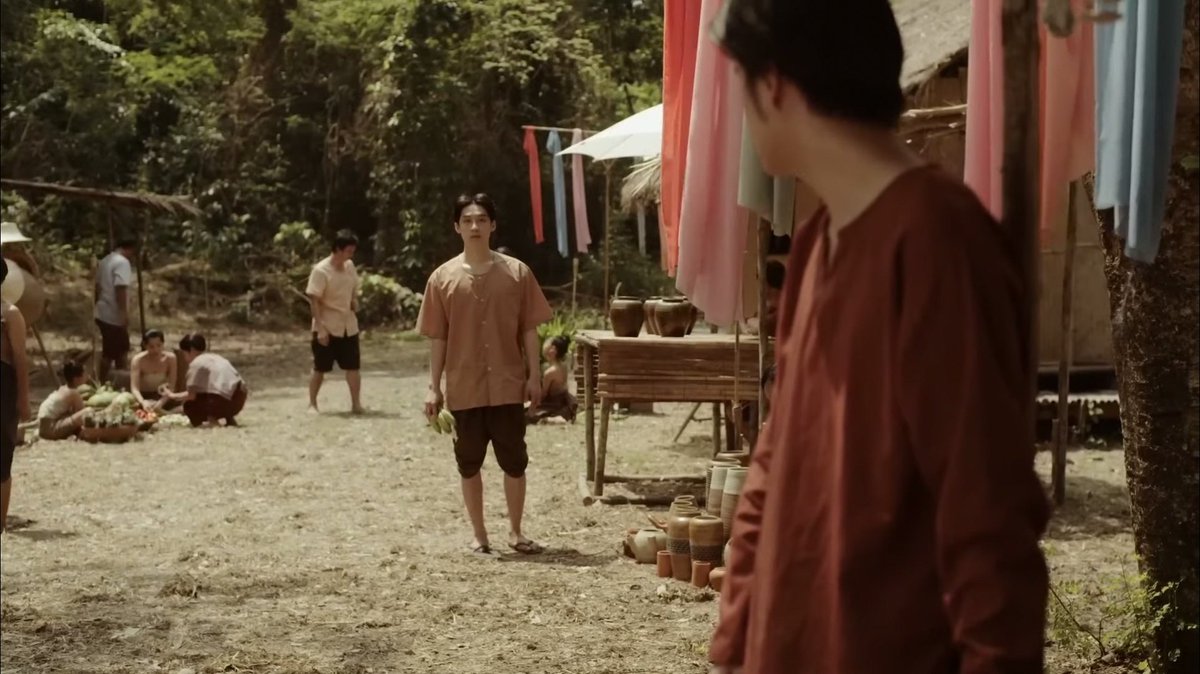 tawattawinannn's tweet photo. OMG I DIDN'T EXPECT IT WOULD HAPPEN! MARCPAWIN CRUMBS 😭🫶🏻
#OurSkyyxNeverLetMeGoEP1 #OurSkyy2 #winpw #mmarc https://t.co/DBdeBvouEK