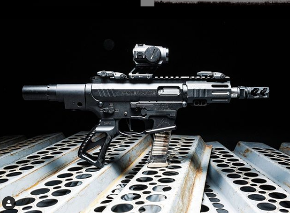 mvbindustries's tweet photo. It's a Micro Pistol Kit (MPK) Hump Day! @tracerxphoto 9mm PCC rocking the MVB MPK https://t.co/1mVEI8rV4q https://t.co/58ZO28i7aQ