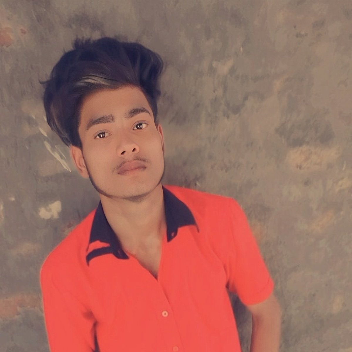 sumitkhare_190's tweet photo. #NewProfilePic https://t.co/jixLbtKoec