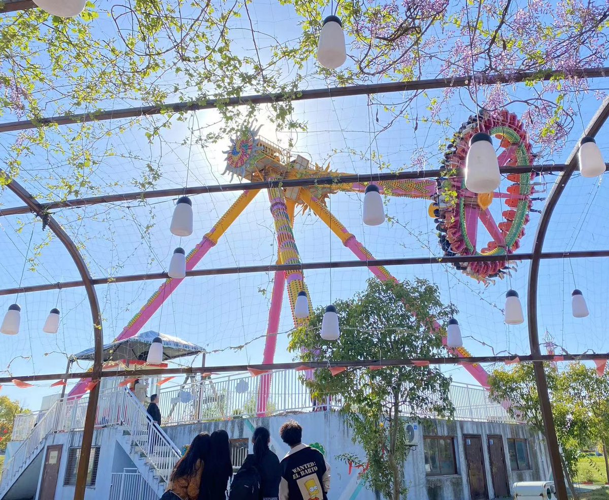 akerbroom's tweet photo. 烟花三月下扬州。 https://t.co/kR7JjQ5zOI