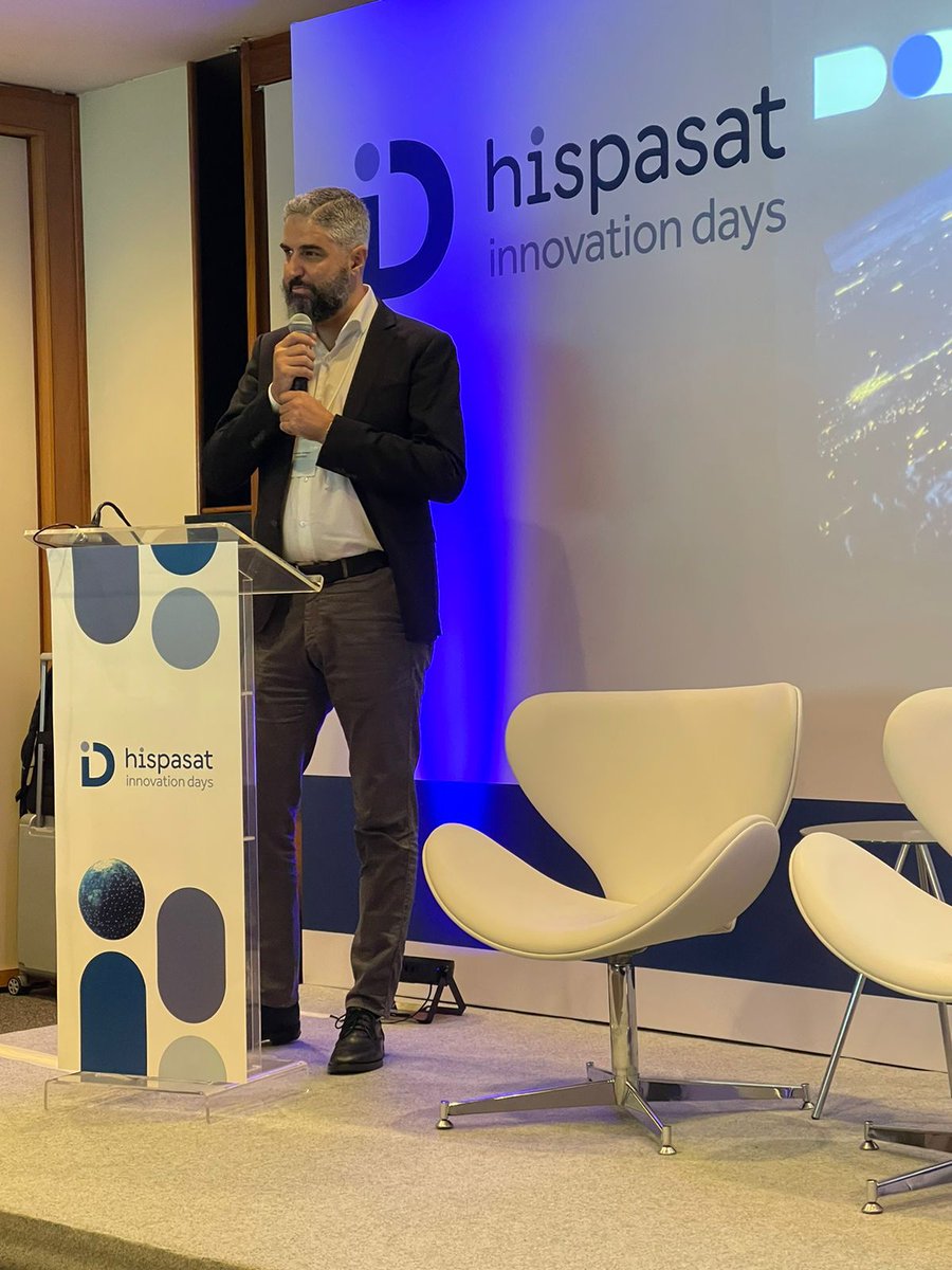 Hispasat's tweet photo. Após um breve intervalo, continuamos com “Transformação digital nos setores de educação e saúde na América Latina com Leonardo Domínguez, nosso Business Manager Northern Cone & Country Manager #Colombia no @Hispasat durante sua apresentação #Hispamar https://t.co/7N5978FuaG