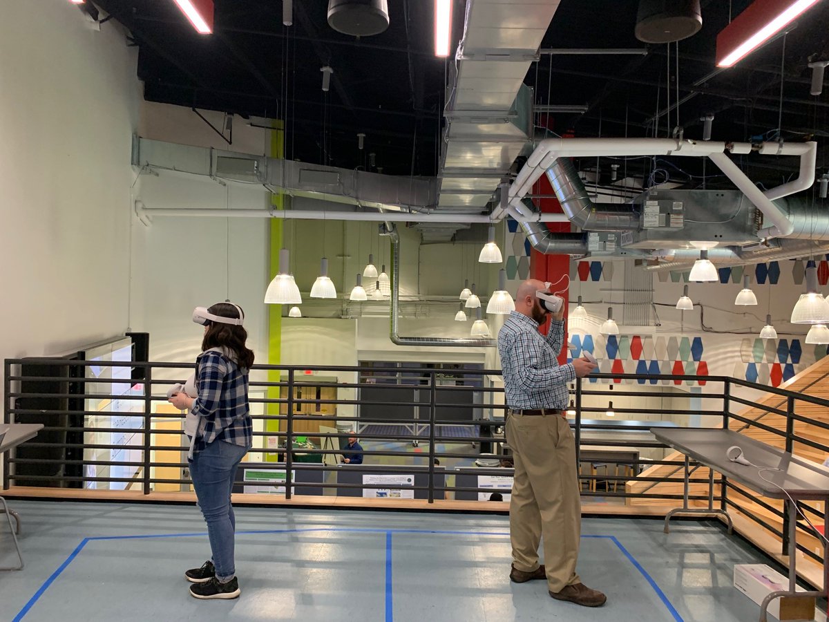 HarrisburgU's tweet photo. The Undergraduate Research Symposium is taking place in the Student Union until 4 p.m. today. If you have a chance, stop by and check out the passion, commitment, and hard work of our students on display!
#HUPROUD #HarrisburgUniversity #research #handsoneducation #STEM https://t.co/jktaYyI9BB
