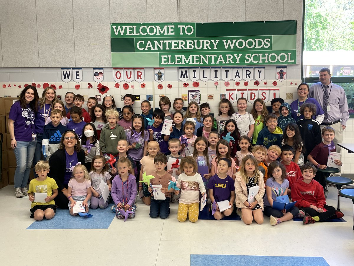Canterbury_Wood's tweet photo. What a treat to spend some quality time with our military connected students today! Kids, we're so glad you're here! #PurpleUpFCPS #fcpsr5 #fcpsnews https://t.co/V5BS3BAdPI
