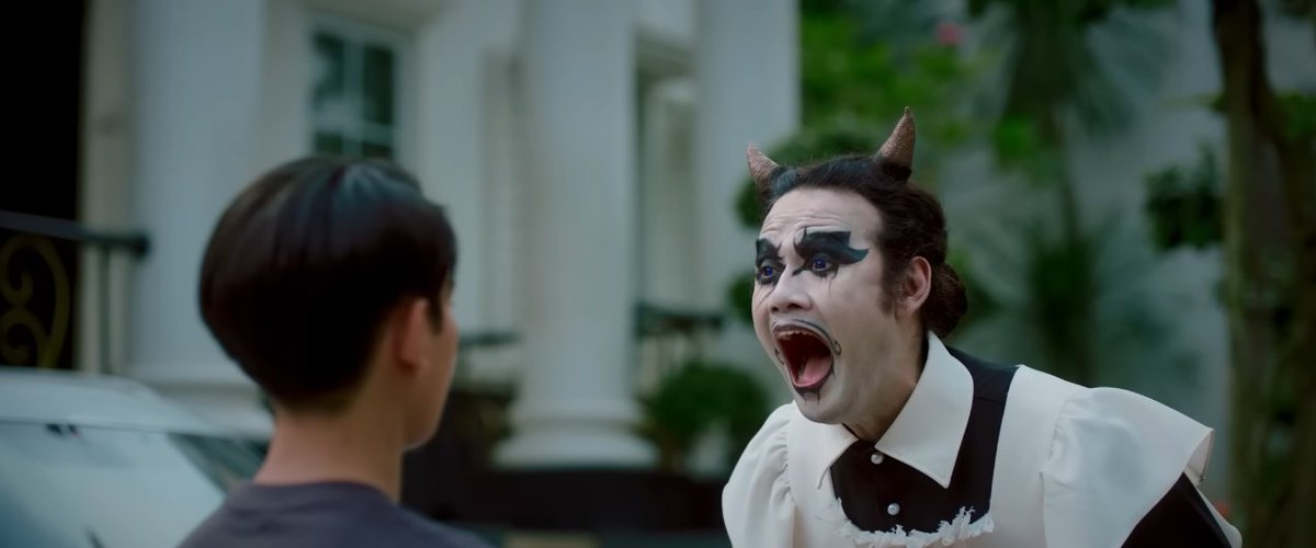 SukaFilmID's tweet photo. Namun, semua poin di atas tertutupi dengan "SINGLE HANDEDLY" got carried by our OM JIN, Dwi Sasono yang berhasil memberikan kita karakter yang pas banget! Menghibur, iya. Seram, iya anjir wkwkwk. Lucu? banget! Keren? JELASSS!!!

Best character of Film Lebaran tahun ini sih! https://t.co/MSzzrBfaZN