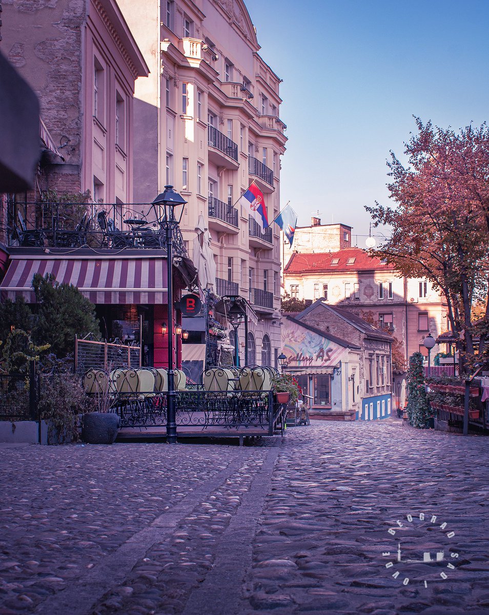 beogradsadiovde's tweet photo. Niz kaldrmu Skadarlije...
Pre neku godinu kaldrma u Skadarliji je zamenjena i nekako je neudobnija i tvrđa od stare...
#beogradsadiovde #beograd
#ig_belgrade #beogradfoto #photooftheday https://t.co/4BPa94aukK