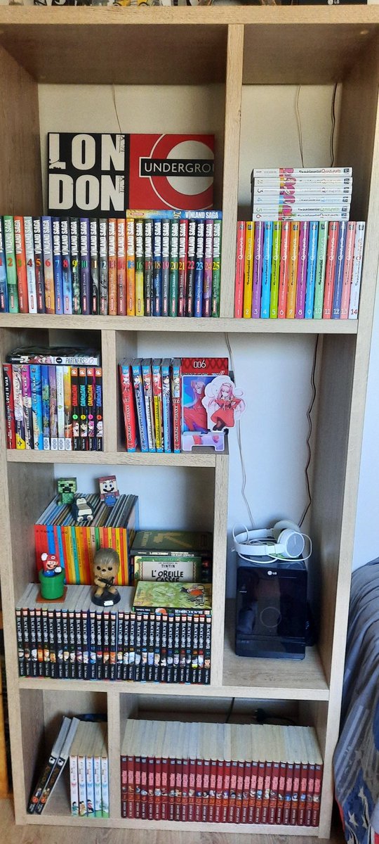 mazyopMatrixed's tweet photo. Update de ma mangathèque 📚✨

J'ai du faire pas mal de rangement avec tout ce que j'ai ramené de mon appart.
Manque que mon coffret Orange qu'on m'a toujours pas rendu mdr https://t.co/r5Q0kcTLr7