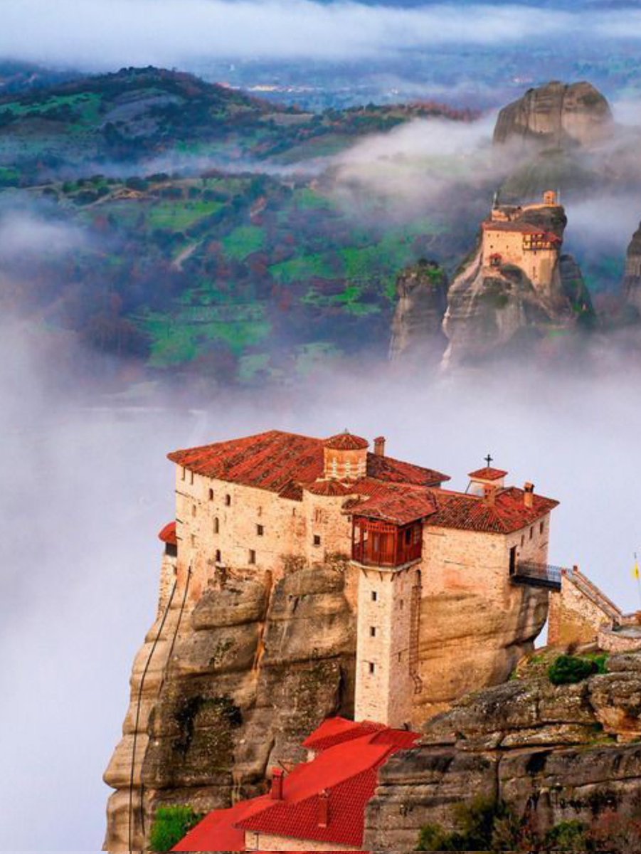 greece_northern's tweet photo. Meteora Monasteries
Thessaly, Greece🇬🇷 https://t.co/fT5xWMo67w