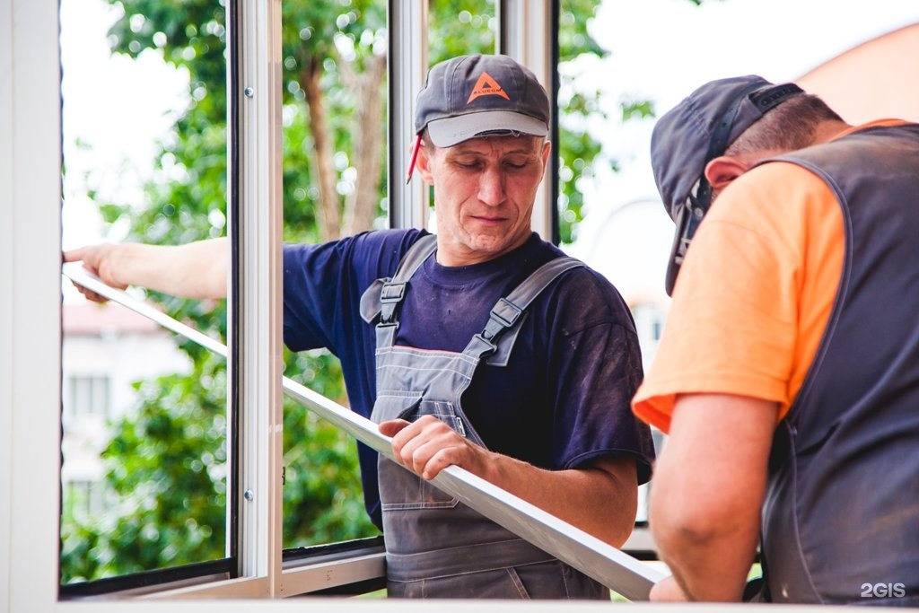 Evaparker4P's tweet photo. Emergency Glaziers: Saving Time and Money https://t.co/rinpkTBbBl