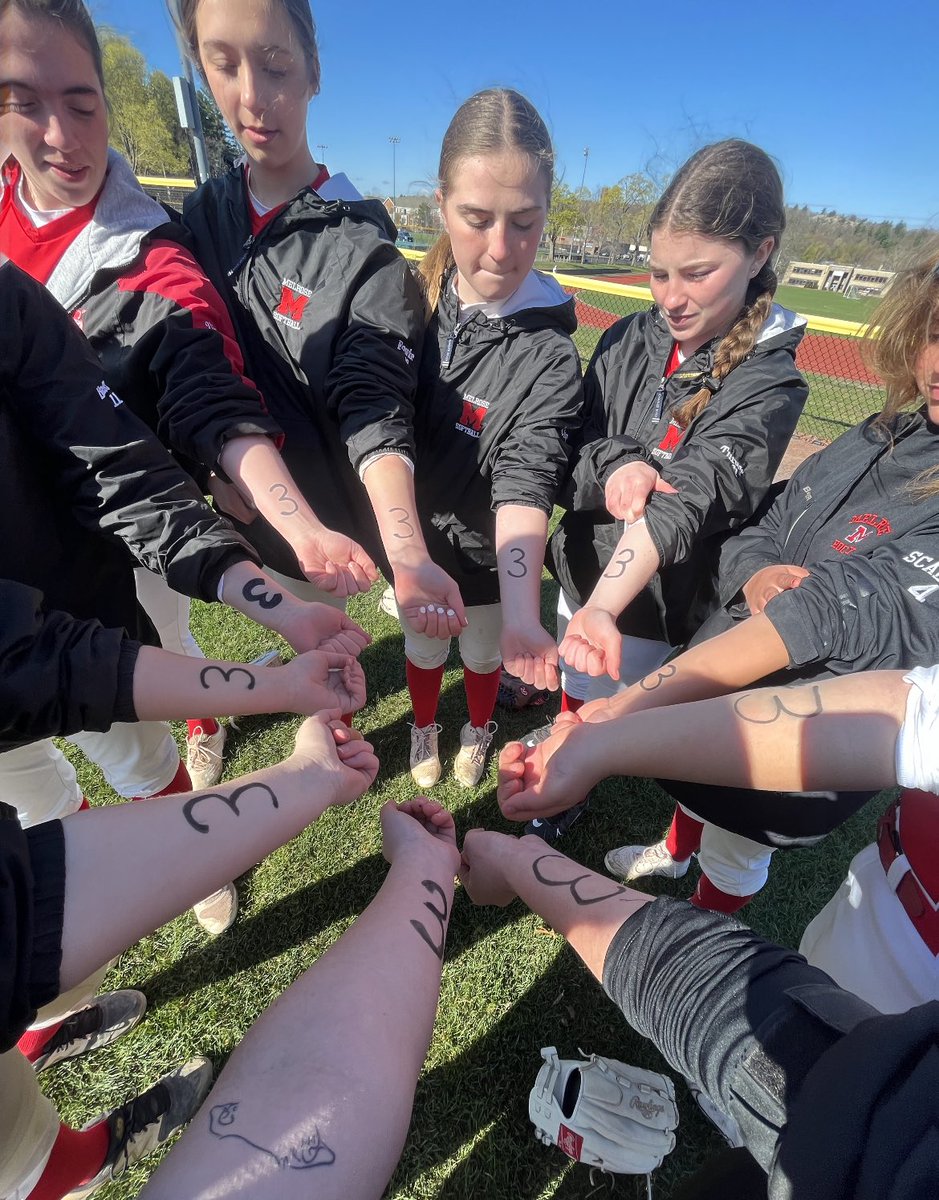 Melrose High Softball tweet media